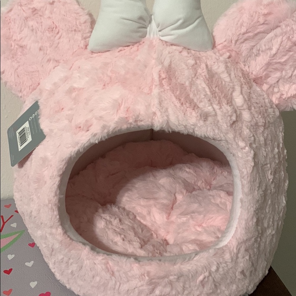 Super Plush Disney Pet Bed!